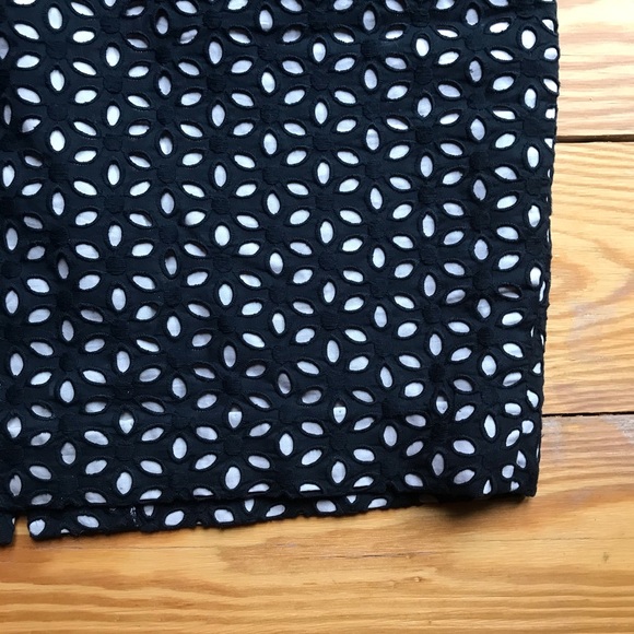 Loft Petites Black Nude Lace Pencil Skirt, EUC, 12P - Picture 2 of 9